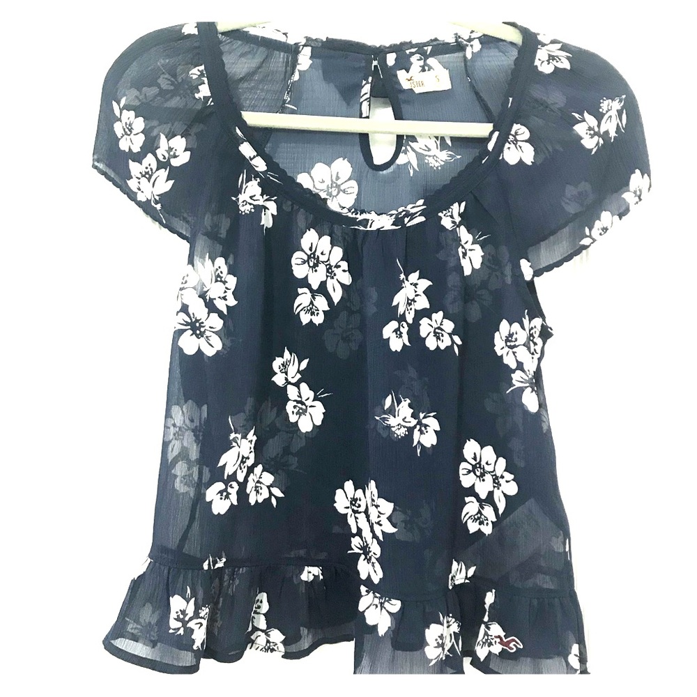 💙Navy/White💙 Flower Blouse